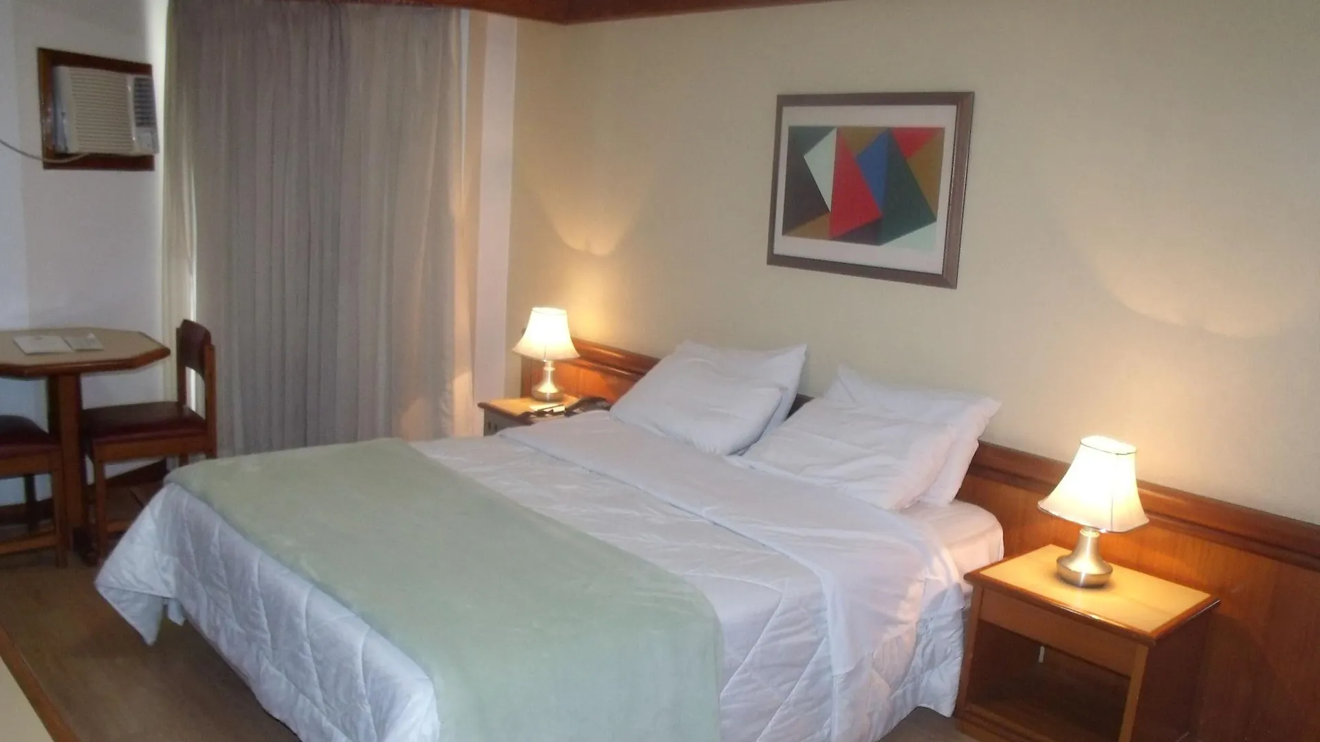 Continental Porto Alegre By Samba Hotel