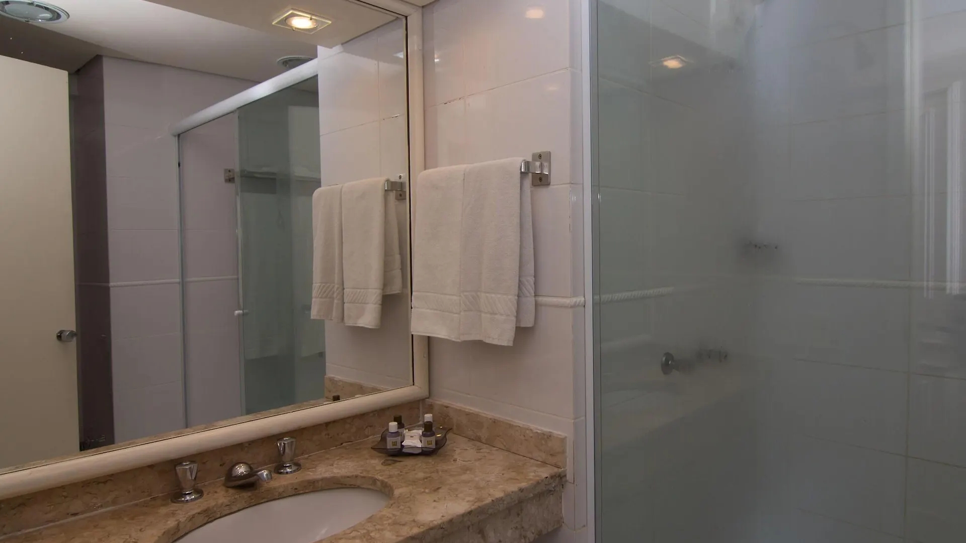 Continental Porto Alegre By Samba Hotel 4*,