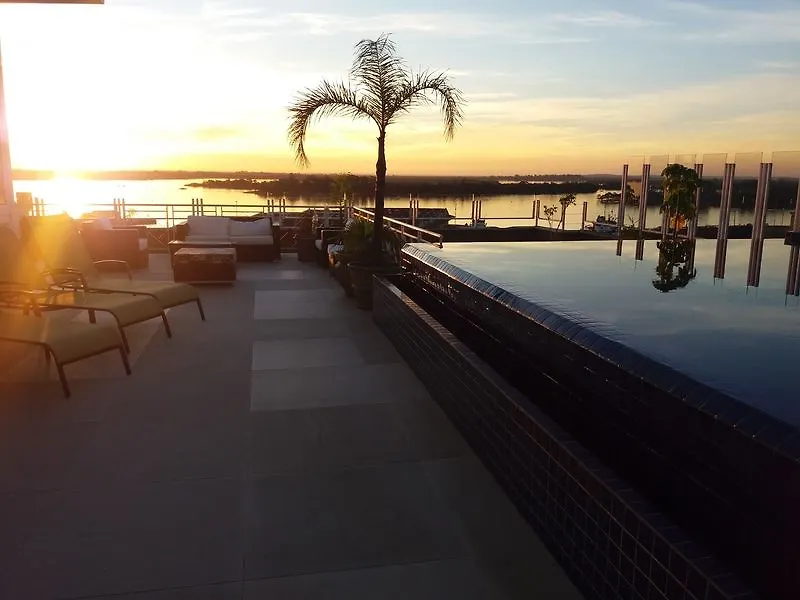 ホテル Continental Porto Alegre By Samba