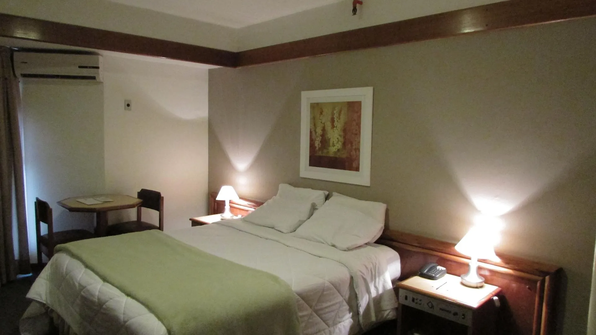 Continental Porto Alegre By Samba Hotel